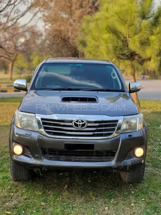 Toyota Hilux 2012 for Sale in Islamabad Image-1