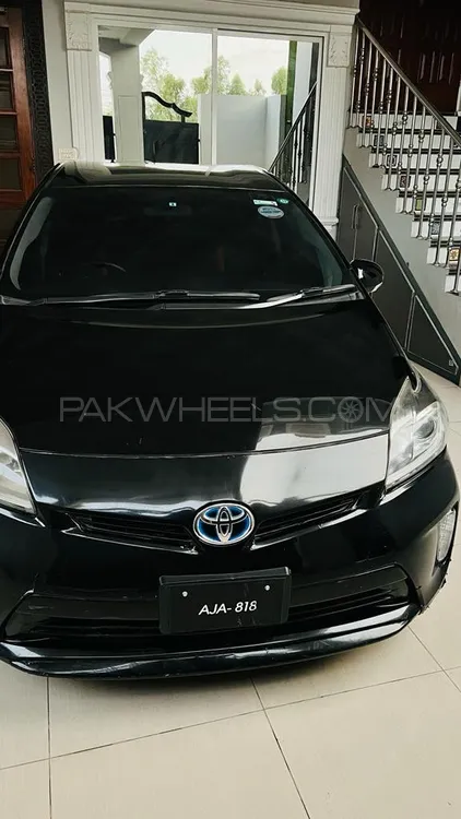 Toyota Prius 2014 for Sale in D.G.Khan Image-1
