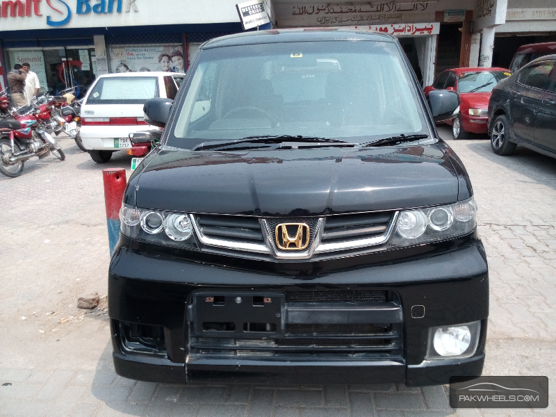 Honda Zest 2010 for Sale in Faisalabad Image-1