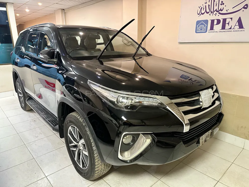 Toyota Fortuner 27 Vvti 2018 For Sale In Karachi Pakwheels 5355