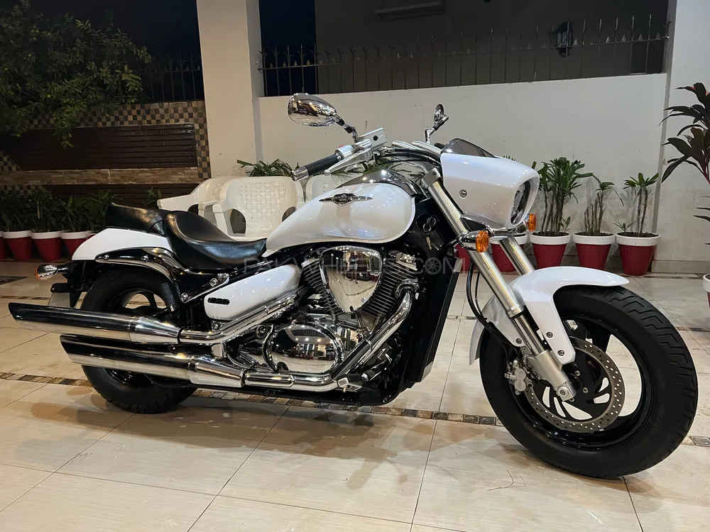 Suzuki Intruder 2017 for Sale Image-1