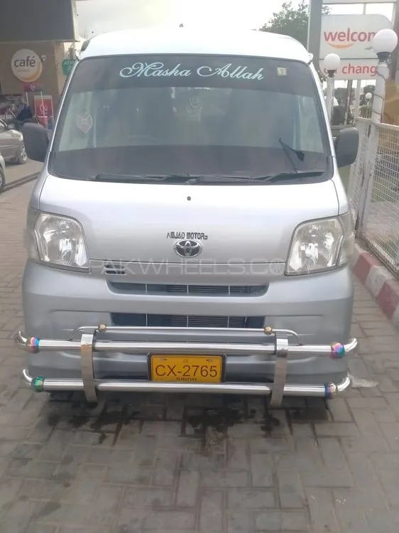 Toyota Pixis Van 2013 for Sale in Karachi Image-1
