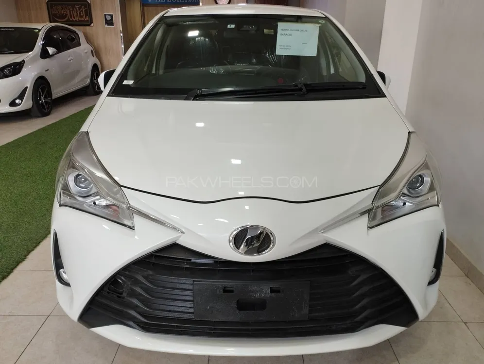 Toyota Vitz 2019 for Sale in Karachi Image-1
