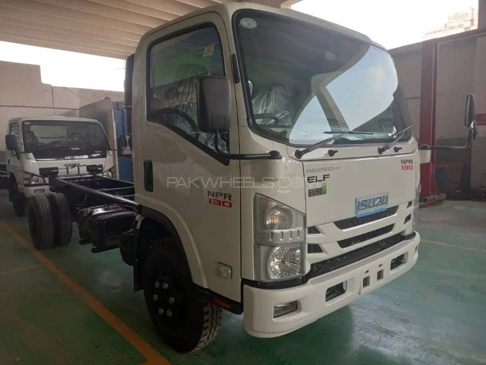 Isuzu Other 2023 for Sale in Karachi Image-1
