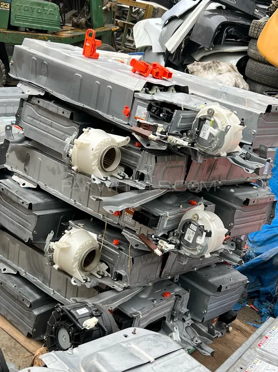 prius aqua axio hybrid batteries Image-1