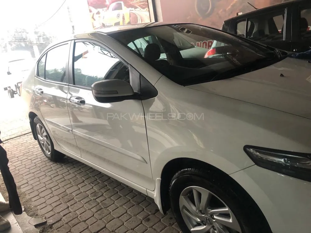 Honda City 2020 for Sale in Faisalabad Image-1