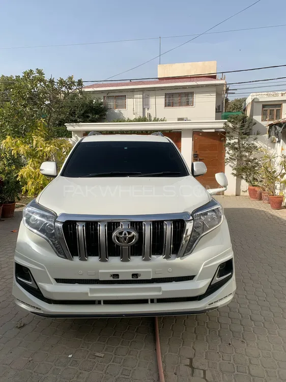 Toyota Prado 2011 for Sale in Karachi Image-1