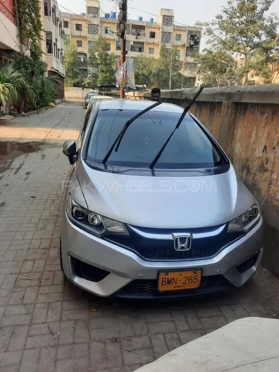 Honda Fit 2015 for Sale in Karachi Image-1