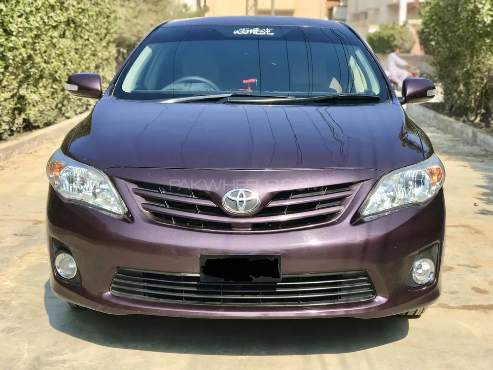 Toyota Corolla 2012 for Sale in Larkana Image-1