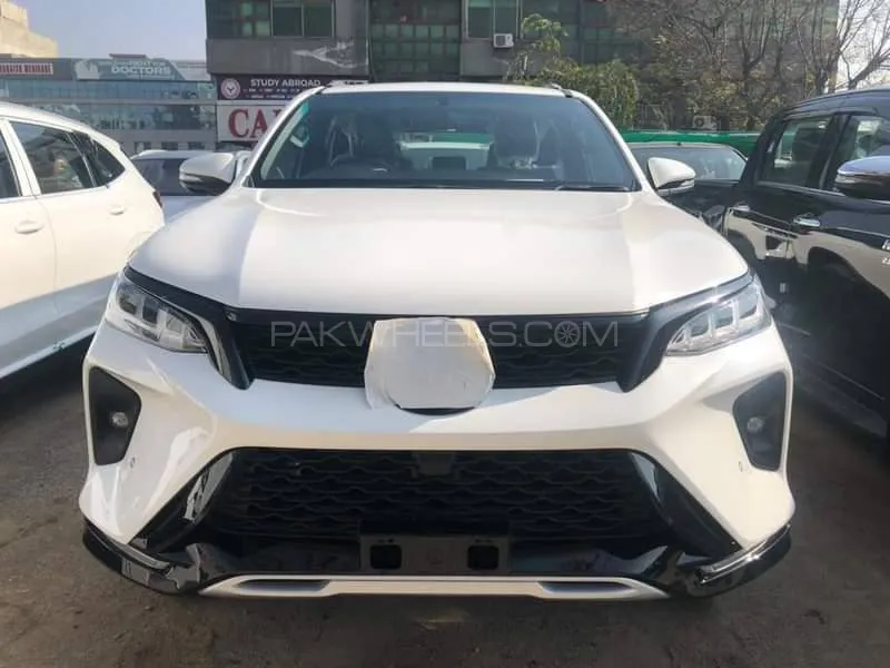 Toyota Fortuner 2023 for Sale in Islamabad Image-1