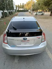 Toyota Prius S LED Edition 1.8 2013 for Sale