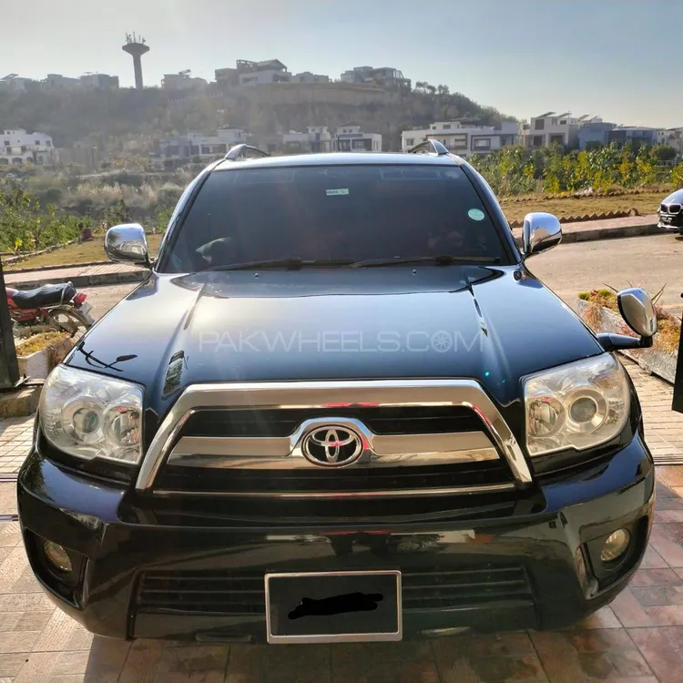 Toyota Surf 2005 for Sale in Islamabad Image-1