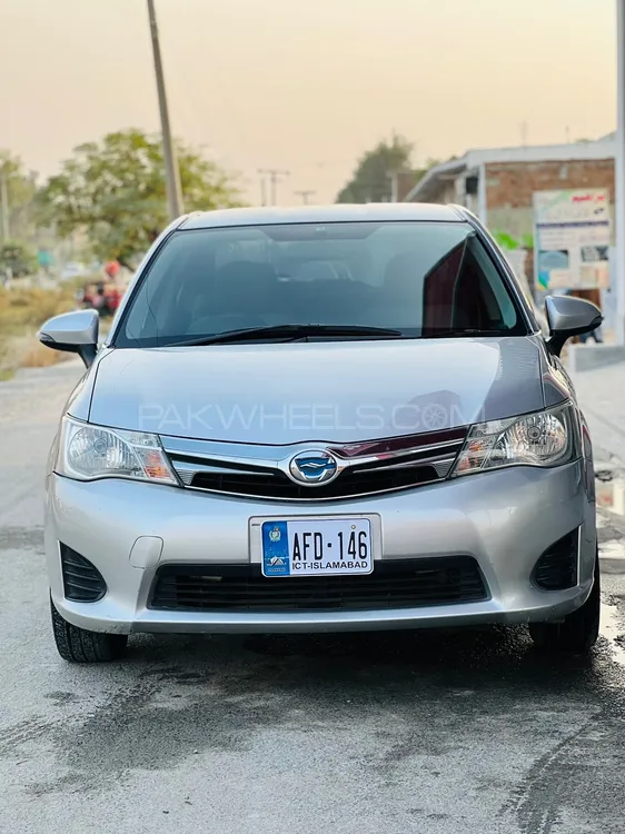 Toyota Corolla Axio 2014 for Sale in Islamabad Image-1