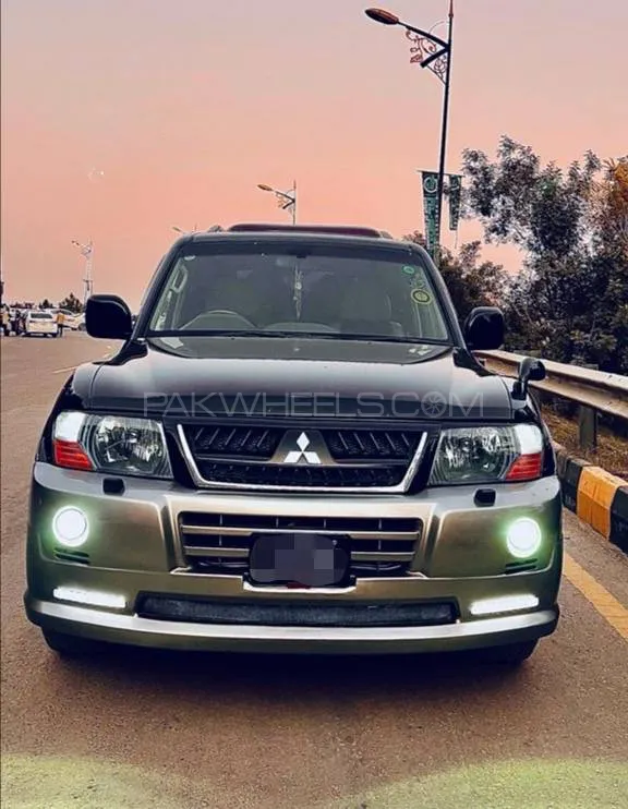 Mitsubishi Pajero 2004 for Sale in Rawalpindi Image-1