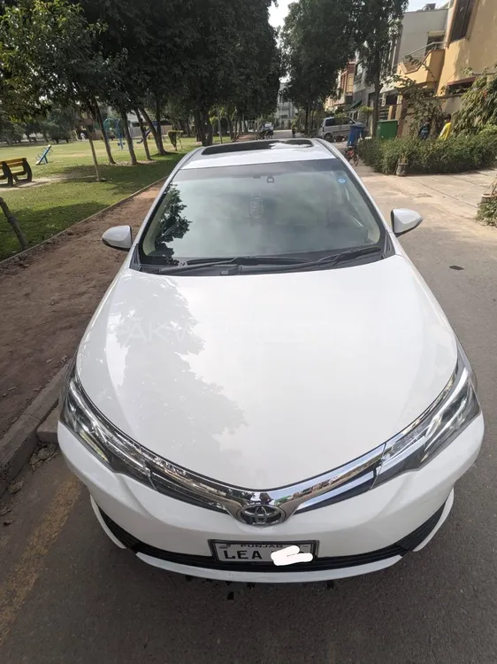 Toyota Corolla 2017 for Sale in Lahore Image-1
