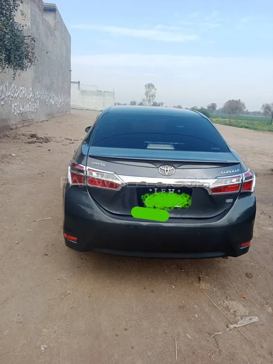 Toyota Corolla 2017 for Sale in Mandi bahauddin Image-1