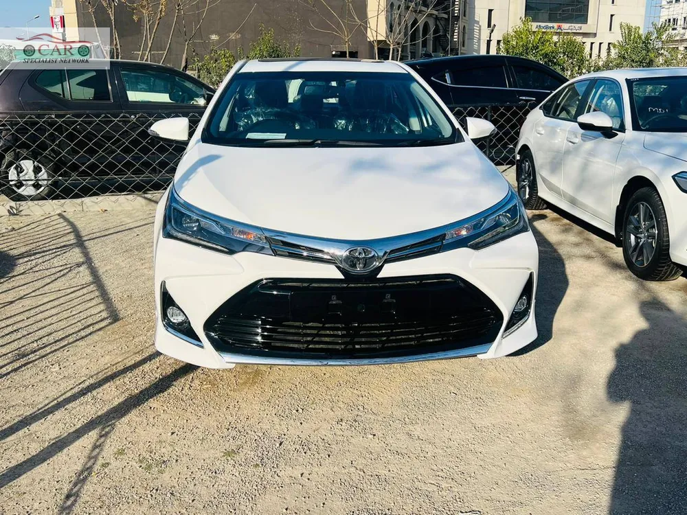Toyota Corolla 2024 for Sale in Islamabad Image-1