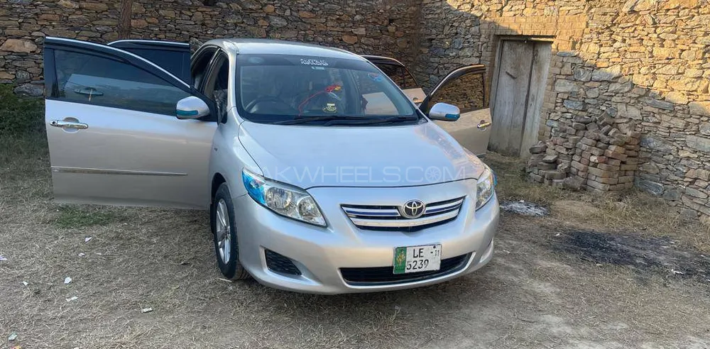 Toyota Corolla 2010 for Sale in Mardan Image-1