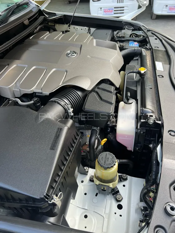 Toyota Land Cruiser 2014 for Sale in Lahore Image-1