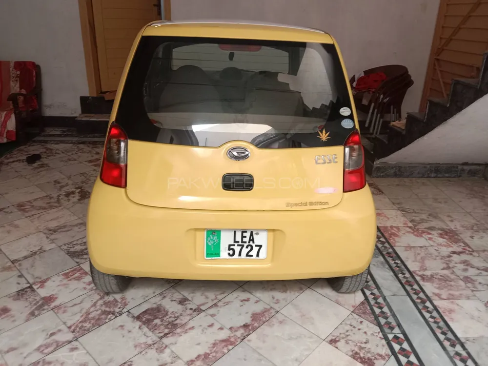 Daihatsu Esse 2012 for Sale in Peshawar Image-1