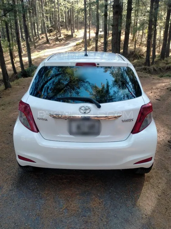 Toyota Yaris Sedan 2017 for Sale in Rawalakot Image-1