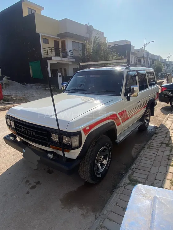 Toyota Land Cruiser 1985 for Sale in Islamabad Image-1