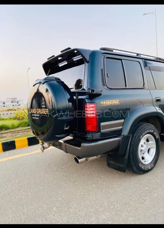 Toyota Land Cruiser 1997 for Sale in Fort Abbass Image-1