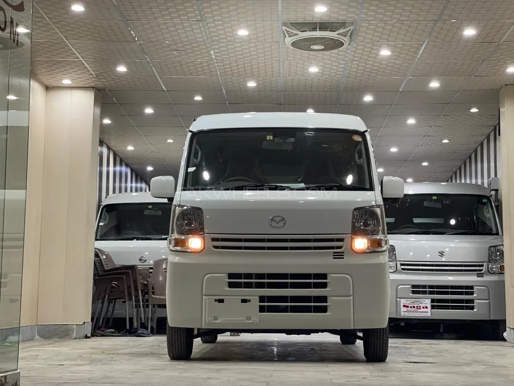 Mazda Scrum Van 2017 for Sale in Gujranwala Image-1