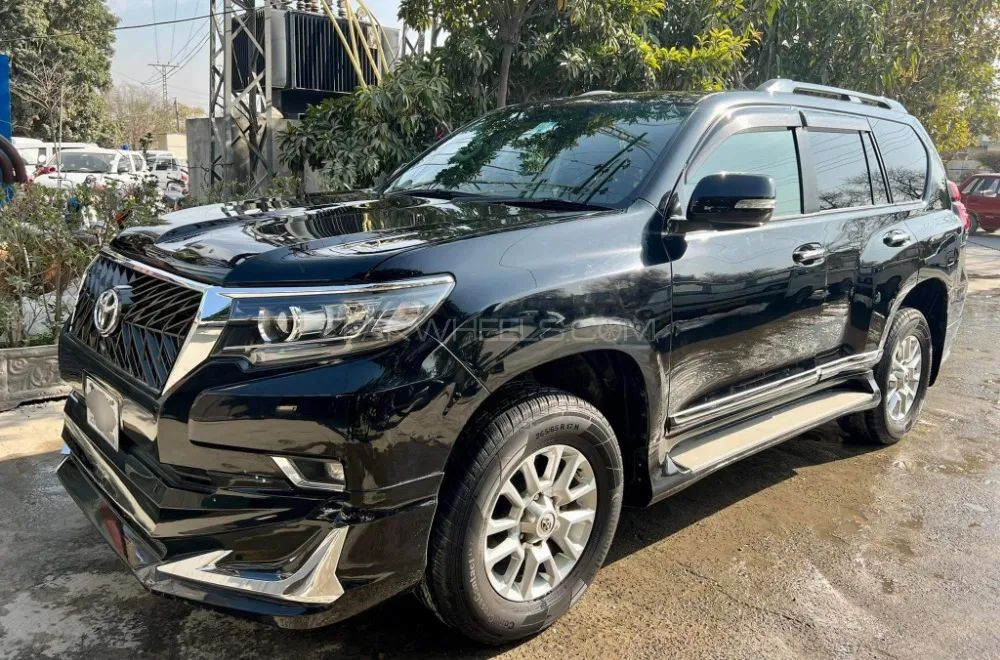 Toyota Prado 2010 for Sale in Islamabad Image-1