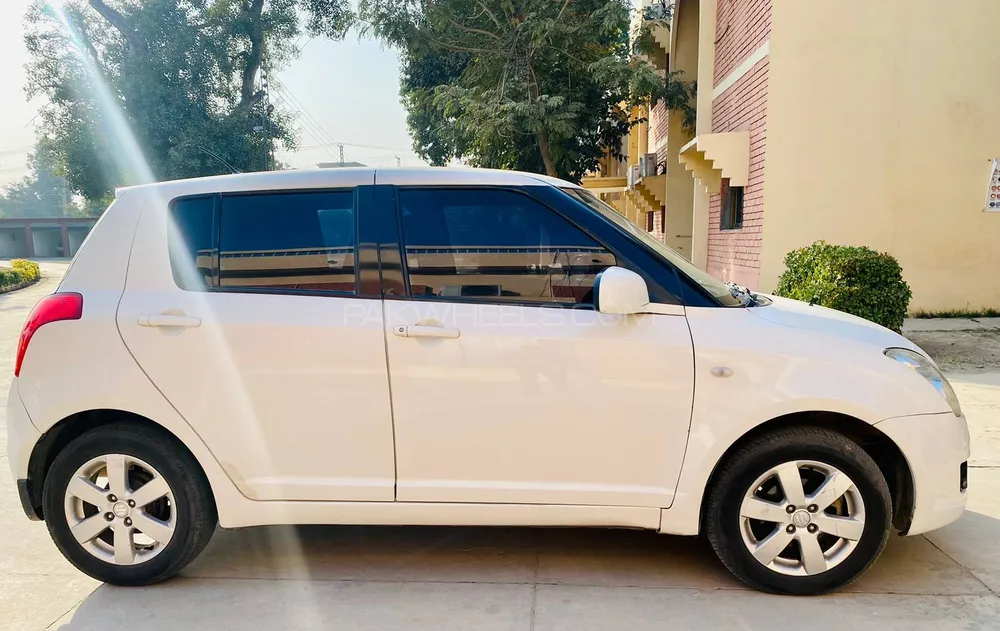 Suzuki Swift 2014 for Sale in Multan Image-1