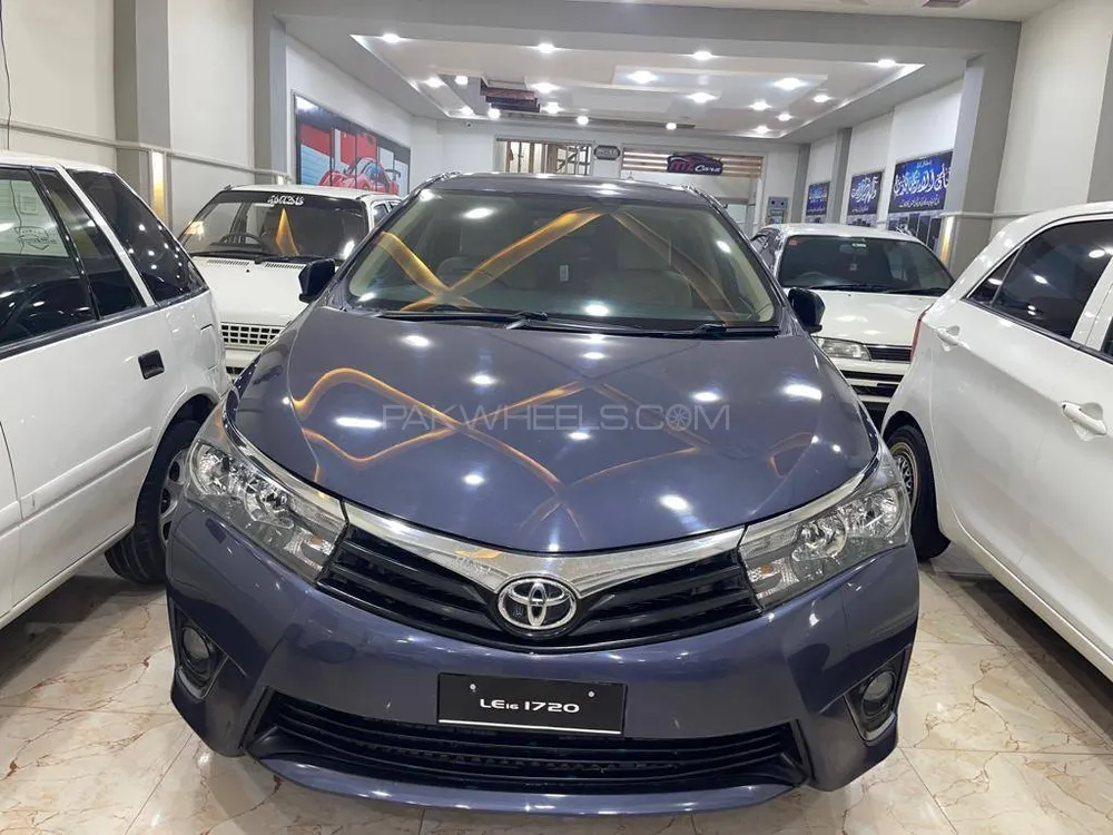 Toyota Corolla 2015 for Sale in Multan Image-1