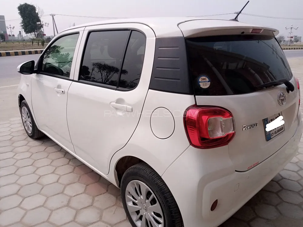 Toyota Passo 2017 for Sale in Islamabad Image-1
