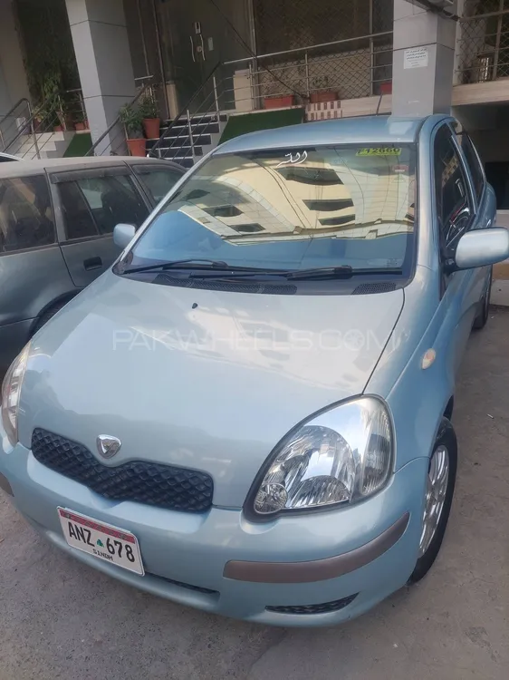 Toyota Vitz 2004 for Sale in Islamabad Image-1