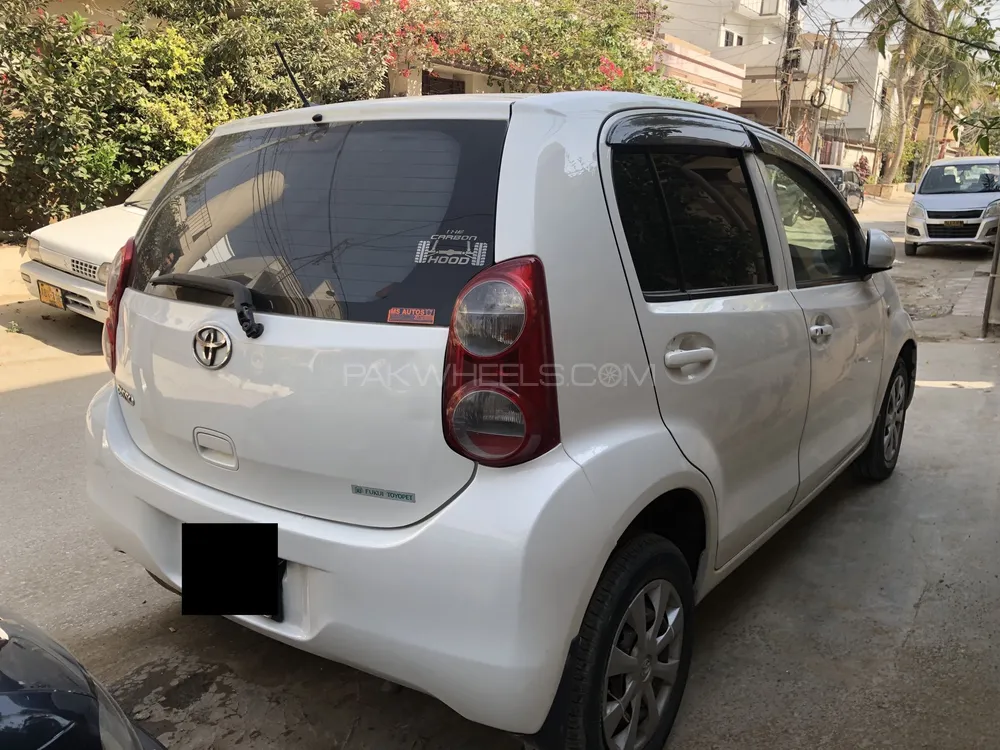 Toyota Passo 2010 for Sale in Karachi Image-1