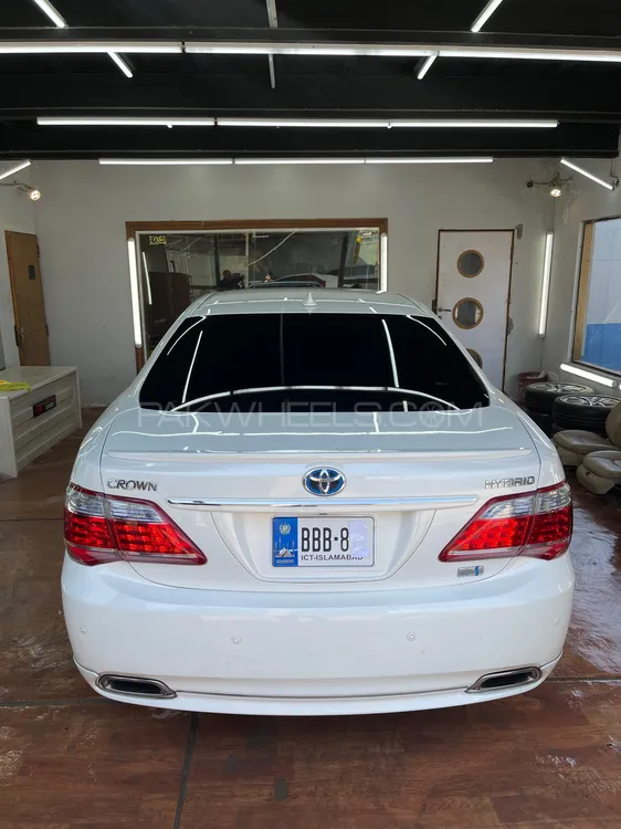 Toyota Crown 2009 for Sale in Islamabad Image-1