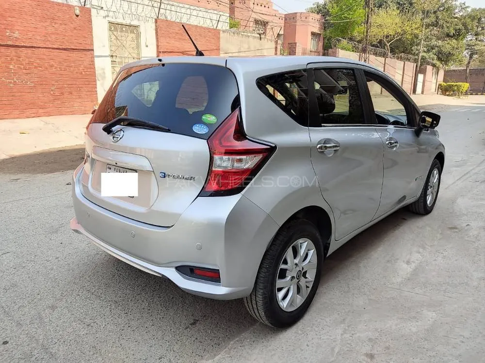 Nissan Note 2019 for Sale in Lahore Image-1