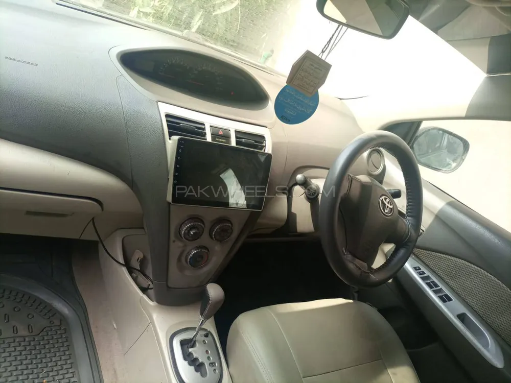 Toyota Belta 2009 for Sale in Lahore Image-1