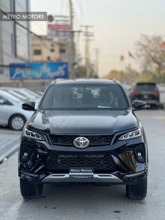 Toyota Fortuner 2023 for Sale in Lahore Image-1