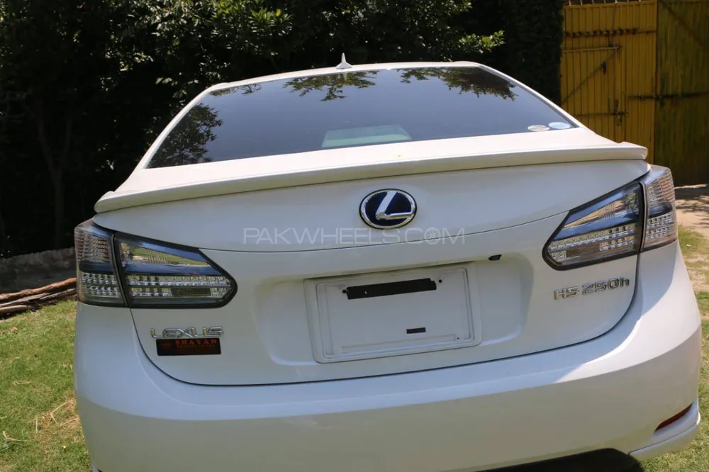 Lexus HS 2010 for Sale in Lower Dir Image-1