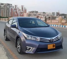 Toyota Corolla Altis Grande X CVT-i 1.8 Beige Interior 2015 for Sale