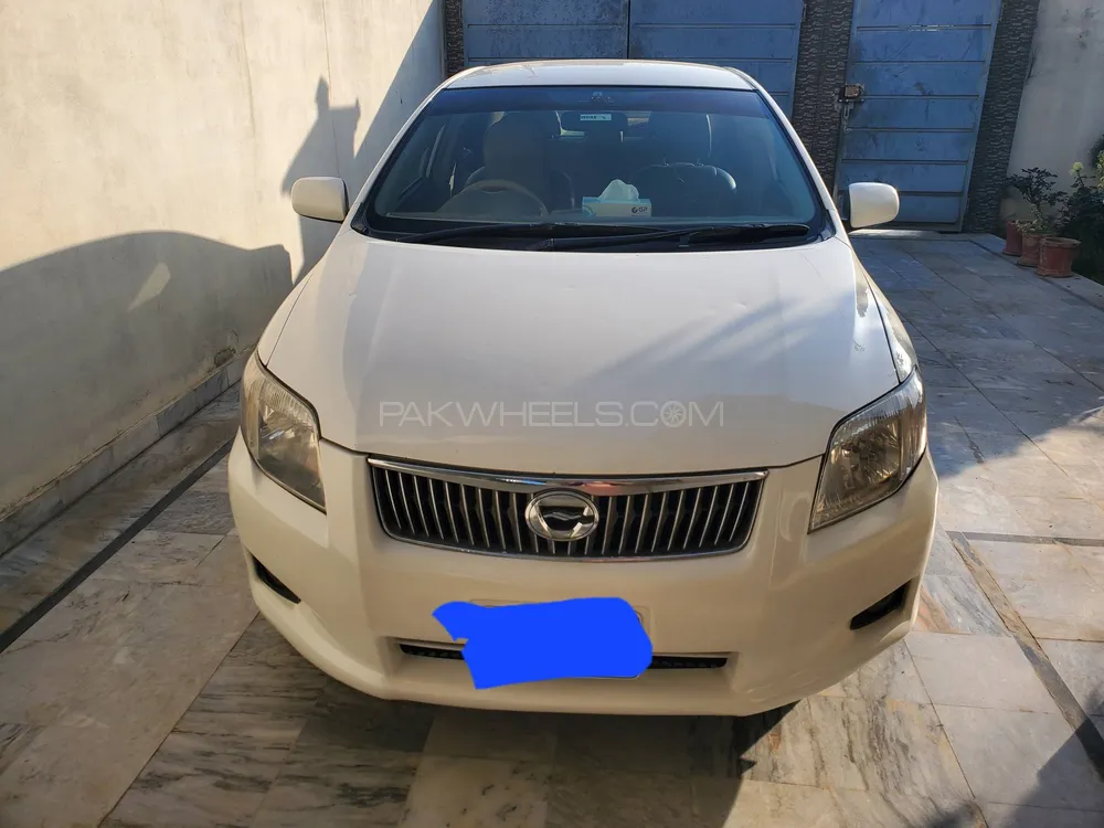 Toyota Corolla Axio 2007 for Sale in Nowshera Image-1