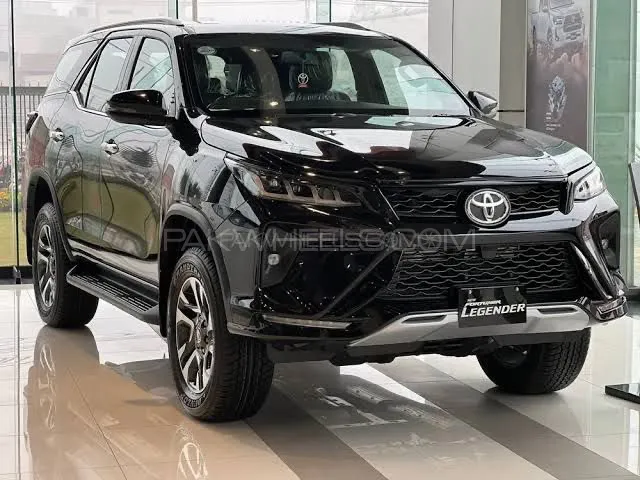 Toyota Fortuner 2023 for Sale in Abbottabad Image-1