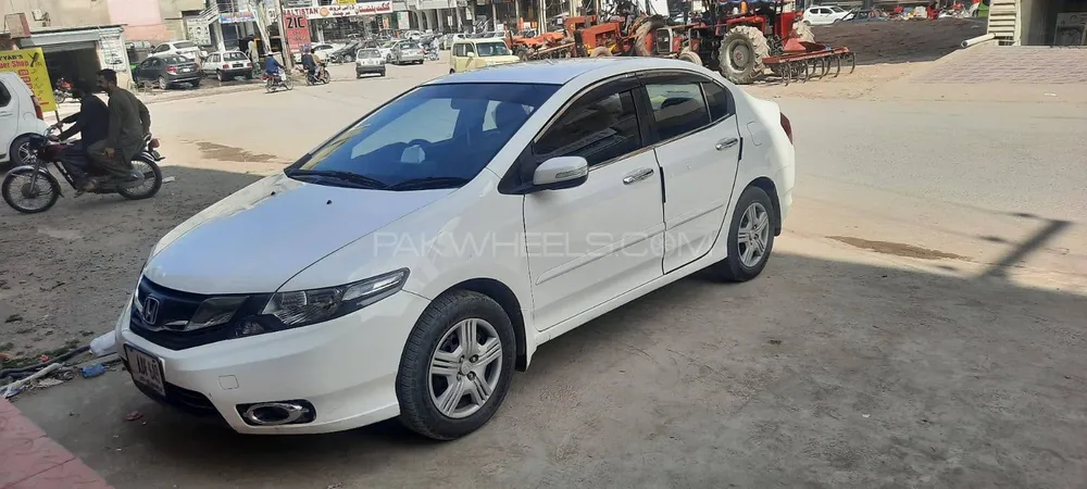 Honda City 2017 for Sale in Islamabad Image-1