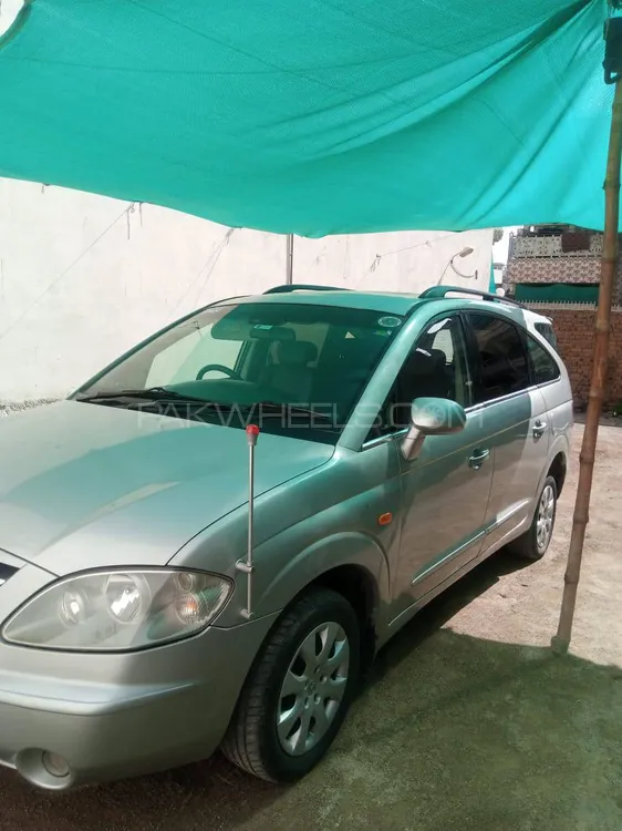SsangYong Stavic 2005 for sale in Wah cantt