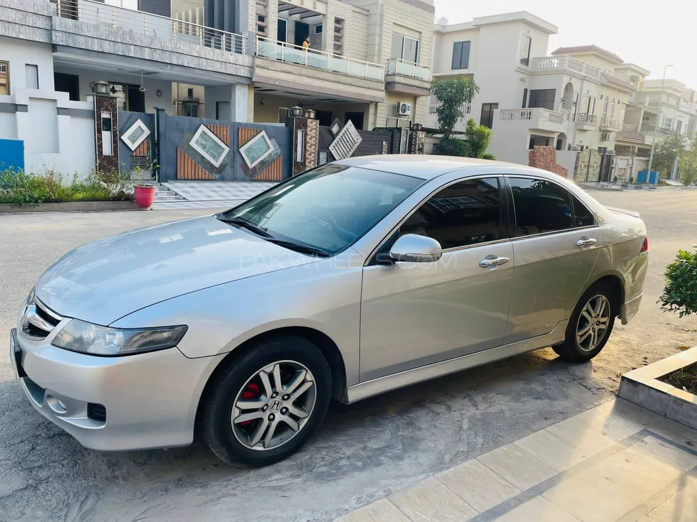Honda Accord 2006 for Sale in Gujranwala Image-1