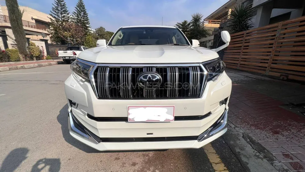 Toyota Prado 2017 for Sale in Rawalpindi Image-1