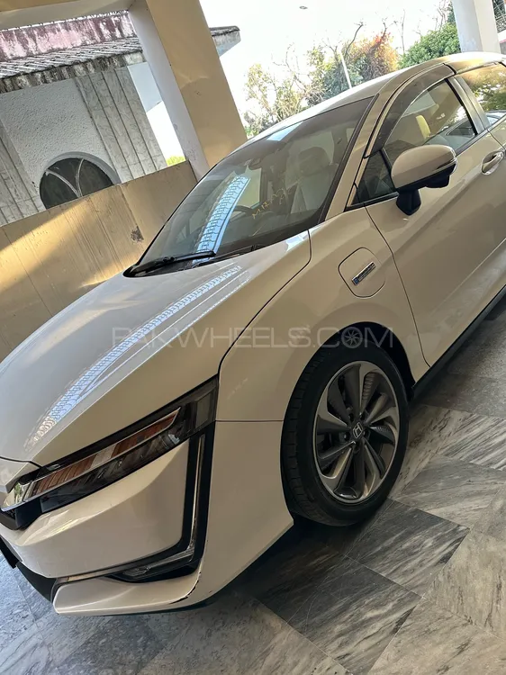 Honda Insight 2018 for Sale in Islamabad Image-1