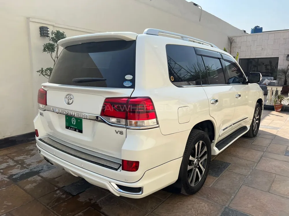 Toyota Land Cruiser 2011 for Sale in Lahore Image-1