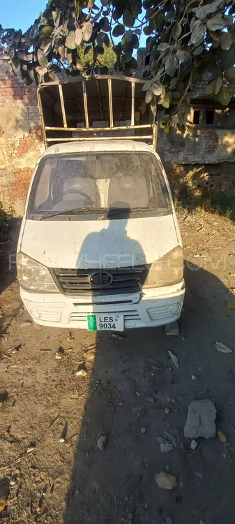 FAW Carrier 2014 for Sale in Lahore Image-1