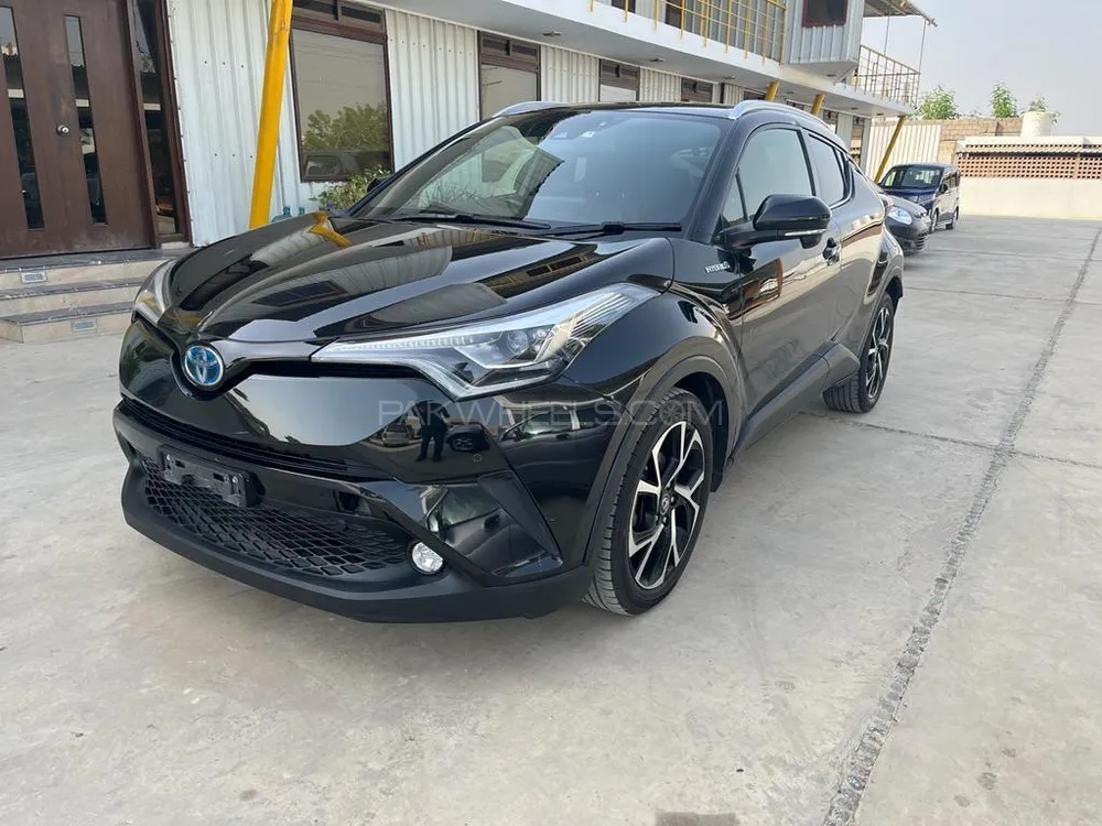 Toyota C-HR 2017 for Sale in Karachi Image-1
